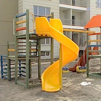 Spor Sahaları ve Oyun Alanları